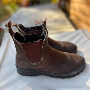 Blundstone 500 All Terrain Chelsea Brown Leather Boots size 8 Women